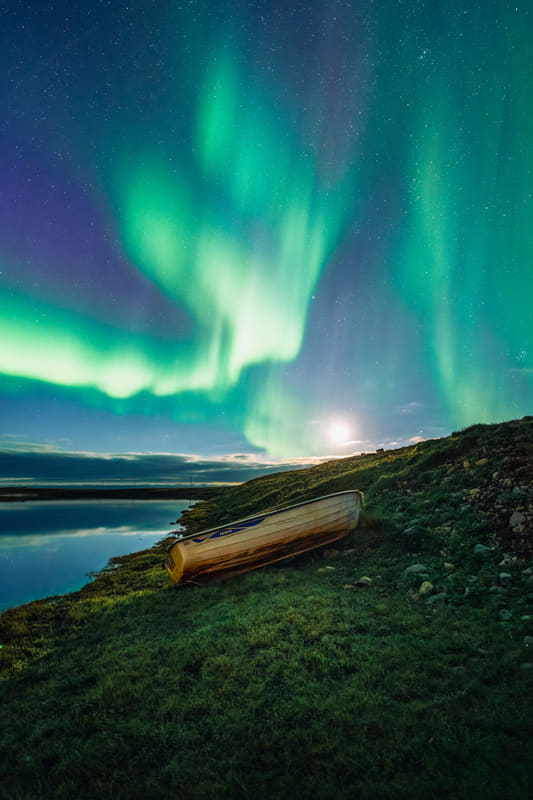 Aurora Boat